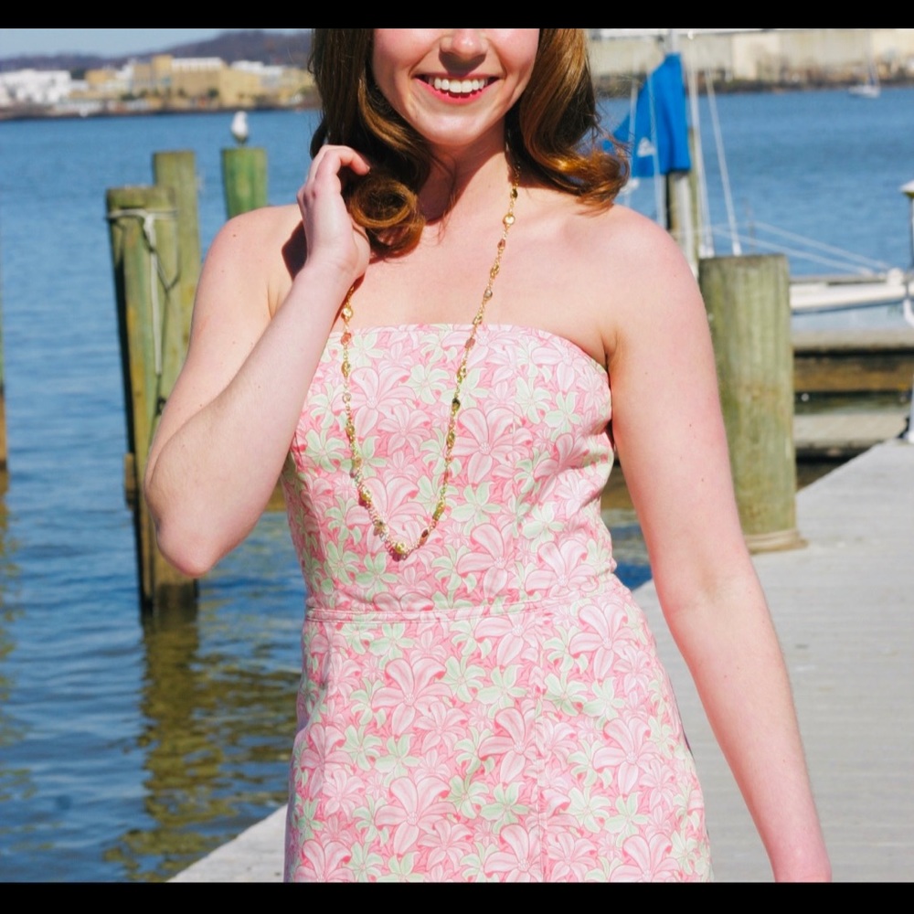 Adorable strapless Vineyard Vines dress—like new!